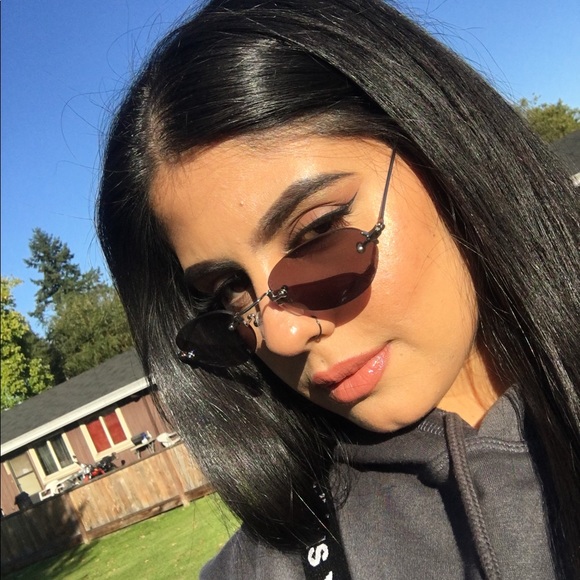 Meet your Posher, Rangina - Picture 1 of 1